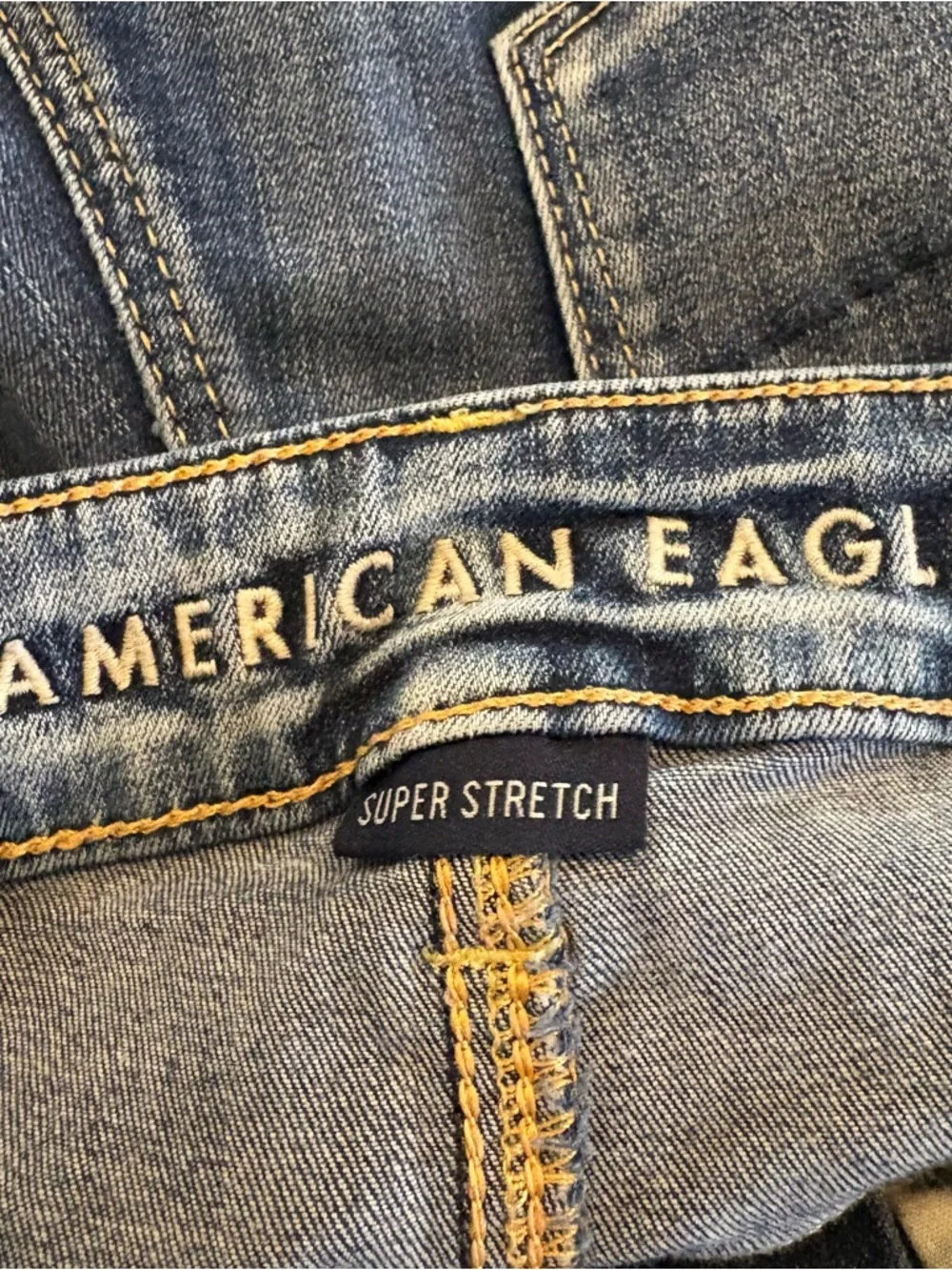 American Eagle Hi Rise Distressed Jegging Crop Jeans Size 8